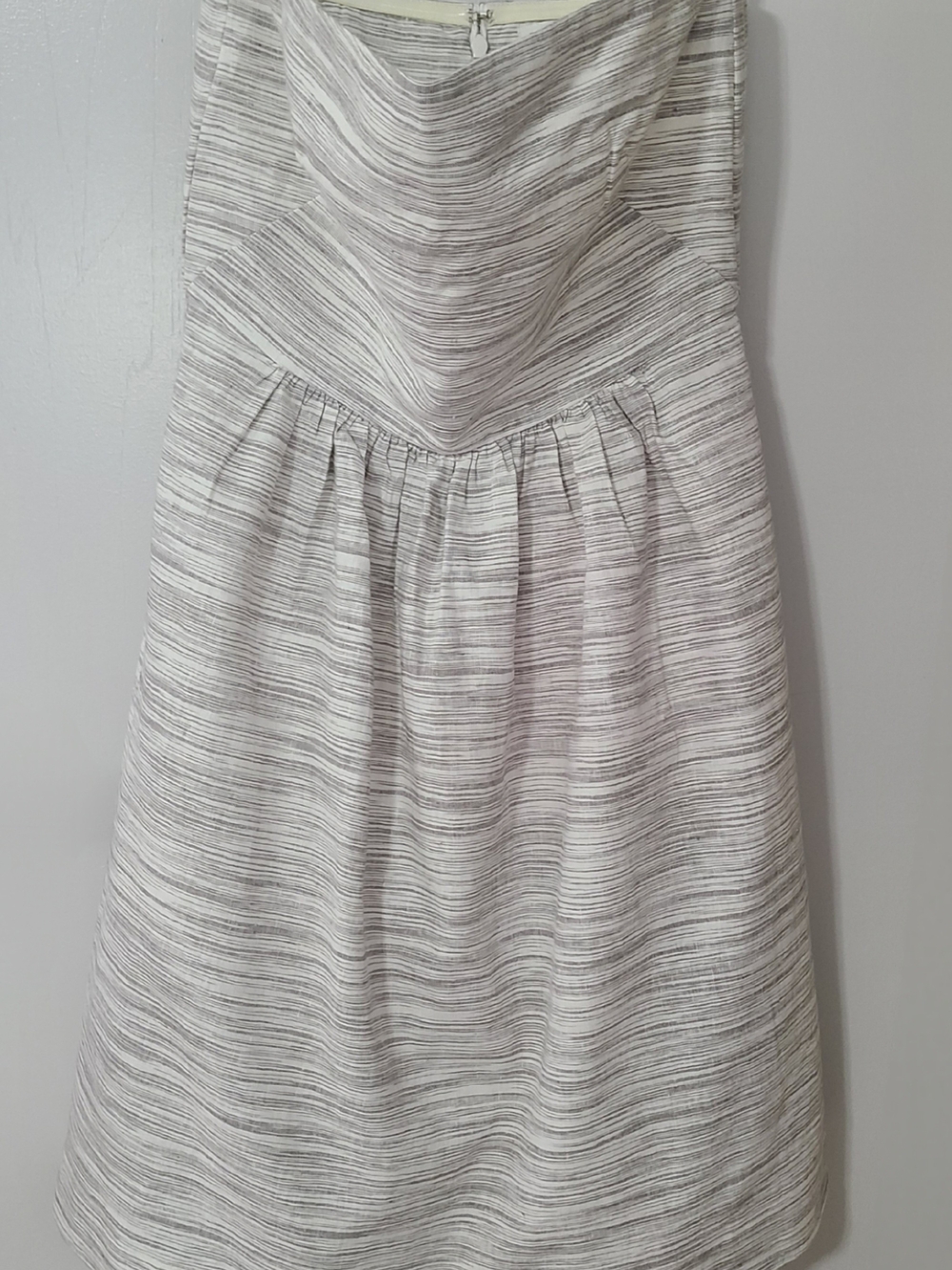Banana Republic Strapless Gray and White Textured A-Line Dress With Pockets
